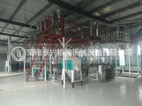 河南濮陽7組石磨面粉機安裝案例
